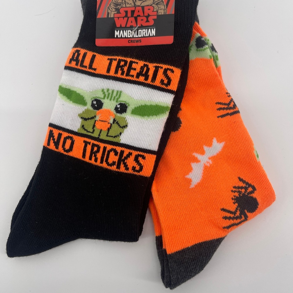 NEW Star Wars Mandalorian Baby‎ Yoda Halloween Crew Socks Kids Size 6.5-12 - Picture 2 of 4